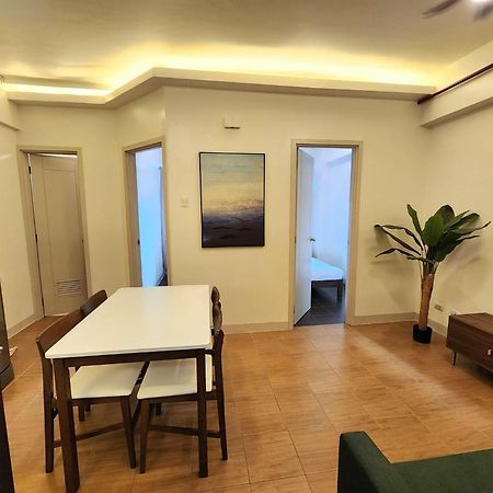 Pioneer Woodlands Bed & Breakfast Mandaluyong Екстериор снимка